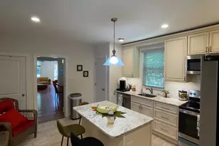 8129 Pine Rd, Philadelphia, PA 19111 - Photo 11