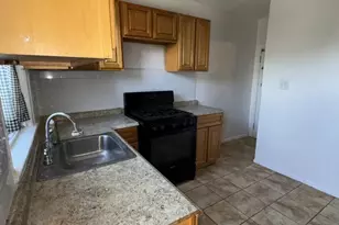 1966 W Sparks St, Philadelphia, PA 19141 - Photo 17