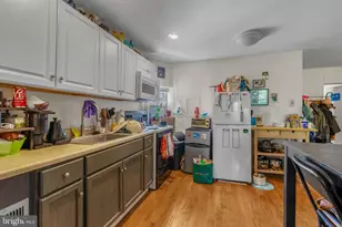 678 N 15th St, Philadelphia, PA 19130 - Photo 27