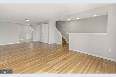 6825 Lindbergh Boulevard, Philadelphia, PA 19142 - Photo 3
