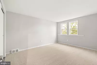 6825 Lindbergh Boulevard, Philadelphia, PA 19142 - Photo 13