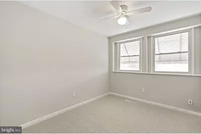 6825 Lindbergh Boulevard, Philadelphia, PA 19142 - Photo 21