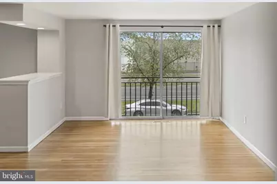 6825 Lindbergh Boulevard, Philadelphia, PA 19142 - Photo 11