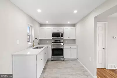 6825 Lindbergh Boulevard, Philadelphia, PA 19142 - Photo 7