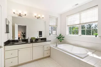 101 Brinley Court, Philadelphia, PA 19146 - Photo 17