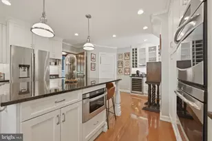 329 Pelham Rd, Philadelphia, PA 19119 - Photo 5