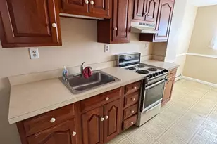 7022 Reedland St, Philadelphia, PA 19142 - Photo 5