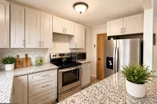 1122 Elbridge St, Philadelphia, PA 19111 - Photo 5