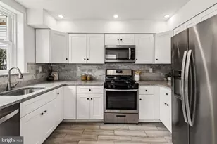 1318 E Oxford St, Philadelphia, PA 19125 - Photo 13