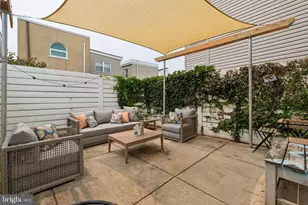 1318 E Oxford St, Philadelphia, PA 19125 - Photo 17