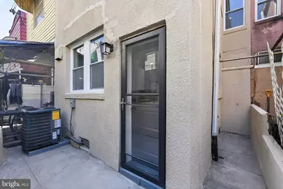 2221 S Carlisle Street, Philadelphia, PA 19145 - Photo 25