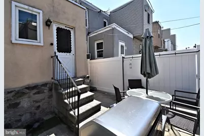 2836 S Sydenham Street, Philadelphia, PA 19145 - Photo 11