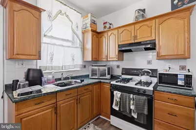 2914 Turner Street, Philadelphia, PA 19121 - Photo 9