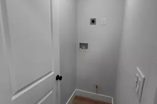 43 E Sharpnack St, Philadelphia, PA 19119 - Photo 13