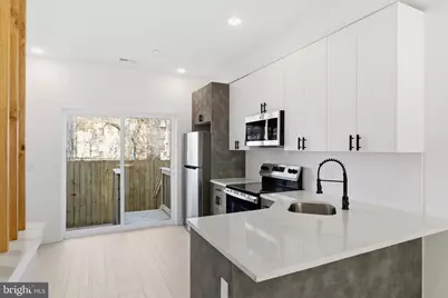 1037 W Orleans Street, Philadelphia, PA 19133 - Photo 1