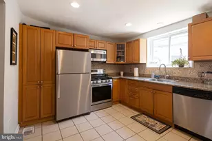 1024 Winton St, Philadelphia, PA 19148 - Photo 11