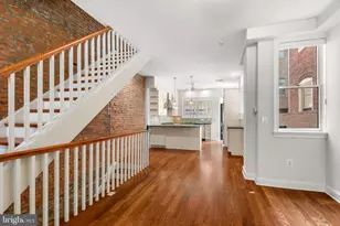751 S Marvine St, Philadelphia, PA 19147 - Photo 9