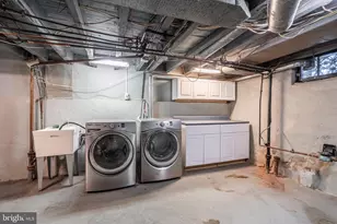 2228 Pine St, Philadelphia, PA 19103 - Photo 35