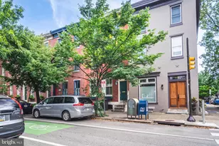 2228 Pine St, Philadelphia, PA 19103 - Photo 33