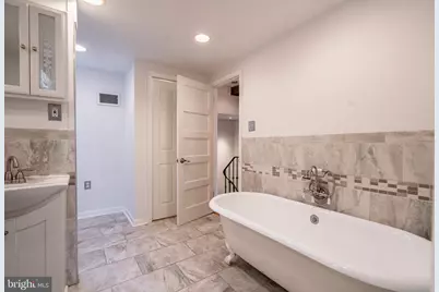 2228 Pine Street, Philadelphia, PA 19103 - Photo 17