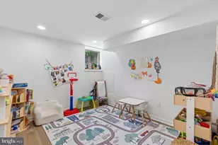 2231 Pemberton St, Philadelphia, PA 19146 - Photo 27
