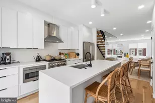 2231 Pemberton St, Philadelphia, PA 19146 - Photo 11