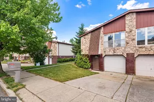 10232 Rubin Ln, Philadelphia, PA 19116 - Photo 3