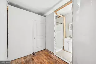 2417 E Cumberland St, Philadelphia, PA 19125 - Photo 9