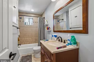 357 Lemonte St, Philadelphia, PA 19128 - Photo 13