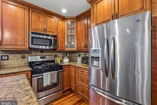 357 Lemonte St, Philadelphia, PA 19128 - Photo 19