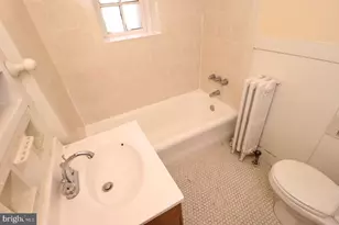 429 W Sedgwick St, Philadelphia, PA 19119 - Photo 13