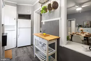 310 Carson St, Philadelphia, PA 19128 - Photo 9