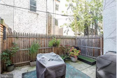 714 S Hicks Street, Philadelphia, PA 19146 - Photo 11