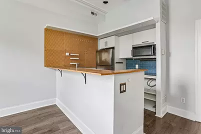 2231 Green Street #2, Philadelphia, PA 19130 - Photo 9
