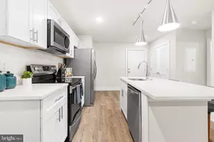 214 Vine St, Philadelphia, PA 19106 - Photo 3