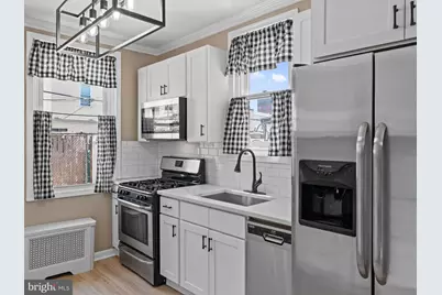 2325 E Sergeant Street, Philadelphia, PA 19125 - Photo 19