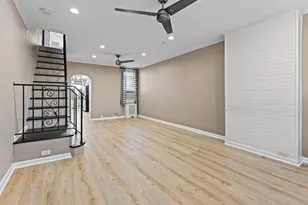 2325 E Sergeant St, Philadelphia, PA 19125 - Photo 9