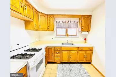 3234 E Thompson Street, Philadelphia, PA 19134 - Photo 9