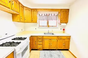 3234 E Thompson St, Philadelphia, PA 19134 - Photo 9