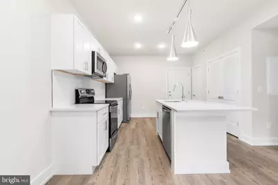 214 Vine Street #404, Philadelphia, PA 19106 - Photo 19