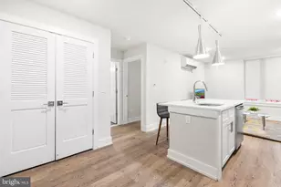 214 Vine St, Philadelphia, PA 19106 - Photo 5