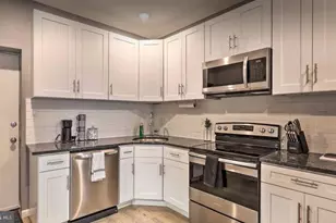 2333 N Woodstock St, Philadelphia, PA 19132 - Photo 9