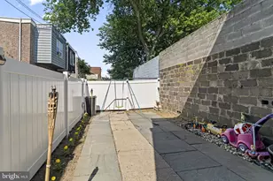 4825 Benner St, Philadelphia, PA 19135 - Photo 27