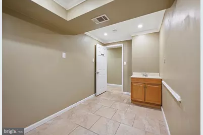 2724 N 5th Street, Philadelphia, PA 19133 - Photo 9