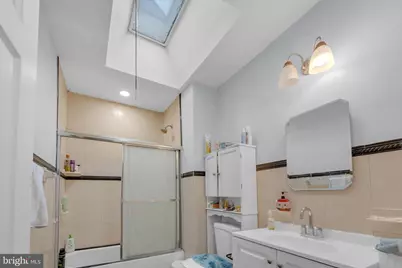 229 E Rockland Street, Philadelphia, PA 19120 - Photo 13