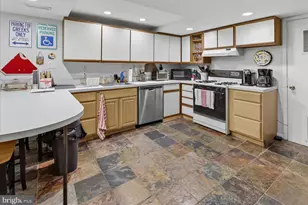 1539 South St, Philadelphia, PA 19146 - Photo 15