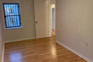2427 N 10th St, Philadelphia, PA 19133 - Photo 3