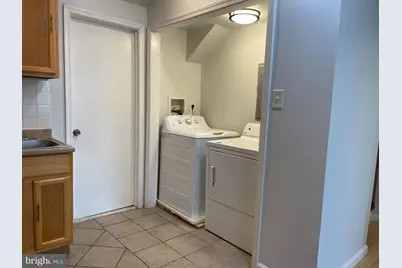 2427 N 10th Street #B, Philadelphia, PA 19133 - Photo 17