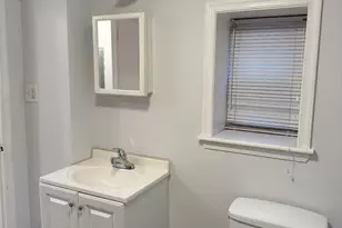 2427 N 10th St, Philadelphia, PA 19133 - Photo 11