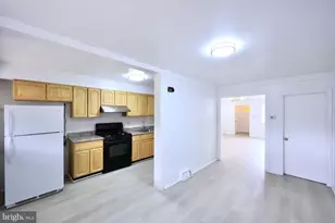 2166 Knorr St, Philadelphia, PA 19149 - Photo 5